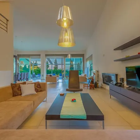 Kos, Dream Daphne, Pool And Relaxing Vibes Villa Kos Town